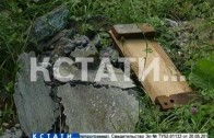 Вандализм со школьной скамьи — 46 могил на Лысковском кладбище оказались разрушенными руками детей