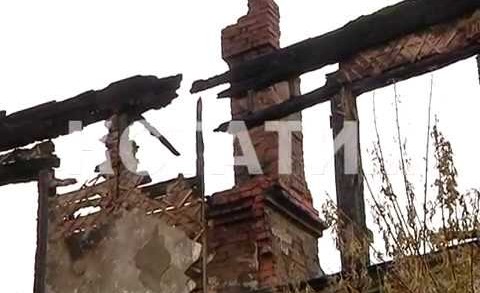 Двухэтажный дом сгорел в Кстовском районе, без жилья остались десятки человек