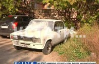 Мальчики и девочки с лопатами разгромили 14 автомобилей в центре Нижнего Новгорода