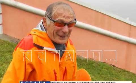 Ползком к молодости — 88-летний пенсионер ежедневно совершает восхождение на Чкаловскую лестницу