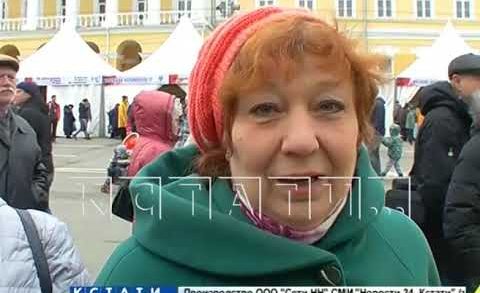 Гастрофестиваль на площади Минина собрал шеф-поваров со всей России