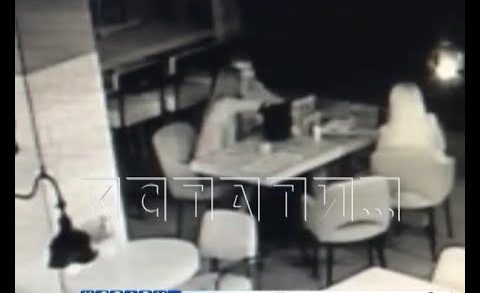 Клиенты ресторана кражей ложек попытались привлечь внимание администрации заведения и были избиты
