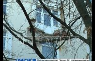 Из-за бездействия коммунальщиков в доме на Набережной рухнул балкон