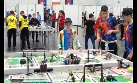 В Нижнем Новгороде проходит национальный чемпионат по робототехнике