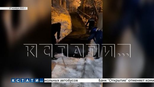 Дорожники, которые напали на журналистов чтобы скрыть укладку асфальта в снег — получили по заслугам