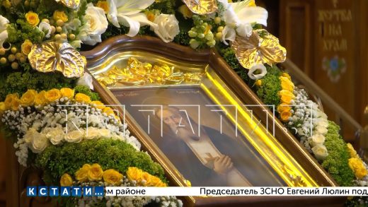 Со всей России съехались в Дивеево паломники на празднование дней памяти Серафима Саровского