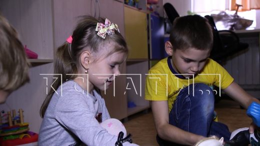 Дети-сироты, приехавшие с Донбасса, обживаются в нижегородских семьях