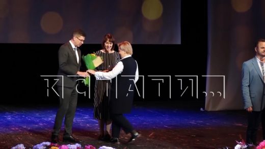 В преддверии Дня учителя 100 лучших педагогов Нижнего Новгорода получили награды