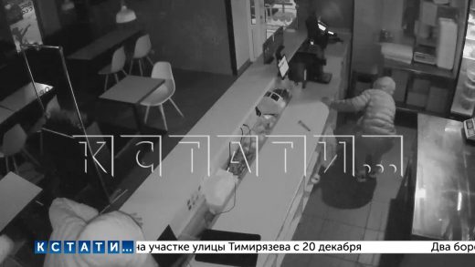 Грабители, отличающиеся наглостью , обчищают по ночам нижегородские кафе, не стесняясь камер