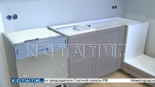 Обещая дизайнерскую мебель за 600000 рублей, делец оставил людей без денег и без мебели