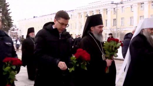 День памяти основателя Нижнего Новгорода князя Георгия Всеволодовича к его памятнику возложили цветы