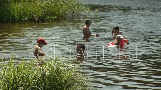 В каких озерах можно спастись от жары без риска для здоровья