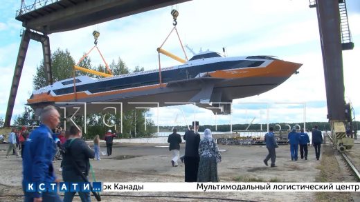 Новый «Метеор» на подводных крыльях спущен на воду в Нижегородской области