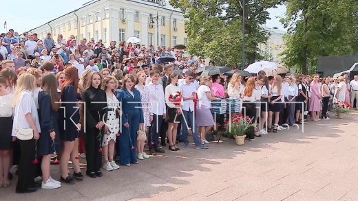 Лучших выпускников поздравил сегодня мэр Нижнего Новгорода