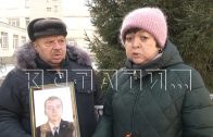 Новые загадки в странной гибели полицейского, найденного с огнестрельным ранением на рабочем месте