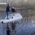Водители утопили «Ниву» в бурной реке и ждали помощь, стоя на крыше тонущего автомобиля