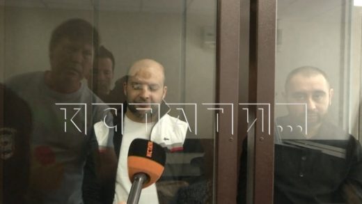 Цыгане,направившие из мести автомобиль на толпу людей, всей многочисленной семьей отрицают свою вину