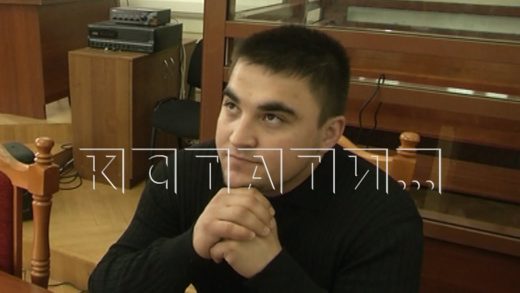 Главарь вентиляционных вымогателей, обиравших пенсионеров, зверски избил известного музыканта
