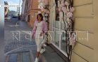 Пока глава отделения «Райффайзен Банка» сбывал поддельные евро, его подчиненная построила пирамиду