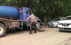 «Чёрные» ассенизаторы темными ночами болгарками вскрывают заваренные люки ливнёвок