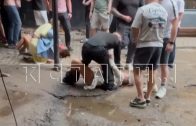 Девушкам, избитым вооруженными охранниками клуба, от имени клуба поступило непристойное предложение