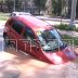 Из за разрыва водопровода автомобиль провалился под асфальт