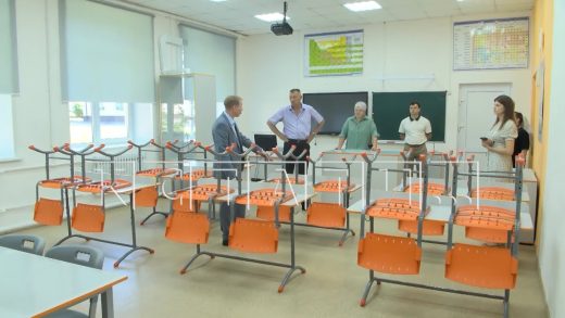 Комиссия правительства Нижегородской области проверяет готовность школ к новому учебного году