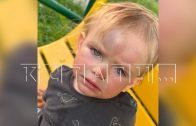 Мужчина, ехавший с дочкой на самокате, сбил полуторагодовалого ребёнка