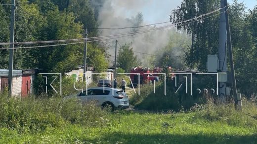 Неизвестные майнеры, организовавшие ферму в гараже, из за жары погорели на крипте