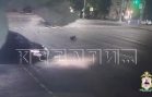 После ДТП на скорости, автомобиль выбросило на остановку общественного транспорта, где стояли люди