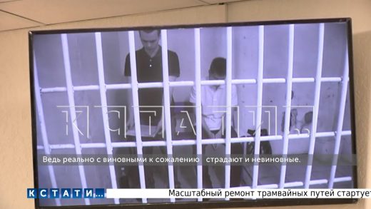 Школьники, распространявшие фейки, и осужденные на 2,5 года тюрьмы, попытались выйти на свободу