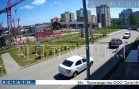 Строительный кран из за халатности строителей стрелой повредил жилой дом