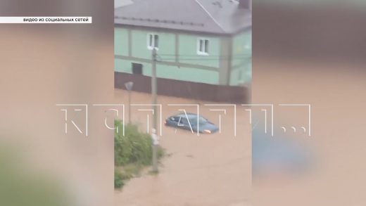 Двойная месячная норма осадков за сутки и ураганный ветер вызвали сильнейшее наводнение в Арзамасе
