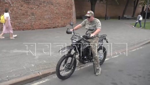 Кроссовый мотоцикл, купленный на средства Нижегородской общественной палаты, отправлен в зону СВО