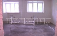 Рабочие, которые ремонтировали больницу, после невыплаты денег подрядчиком, её разворовали