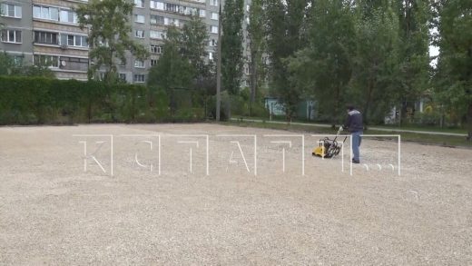 В микрорайоне Мещерское озеро построят площадку для мини футбола и баскетбола