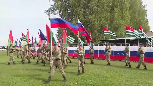 Завершилась международная смена в лагере «Хочу стать десантником»