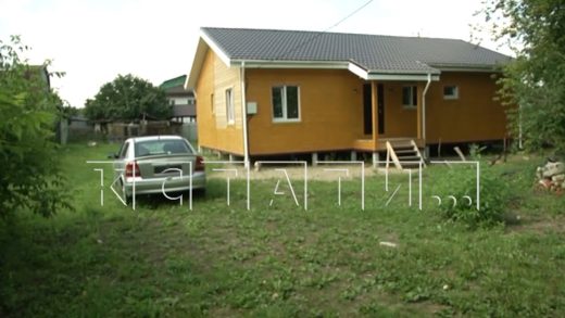 Жителям поселка Новое Доскино начали приходить штрафы за парковку у собственных частных домов