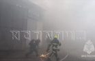 При тушении пожара из за токсичного дыма погиб пожарный