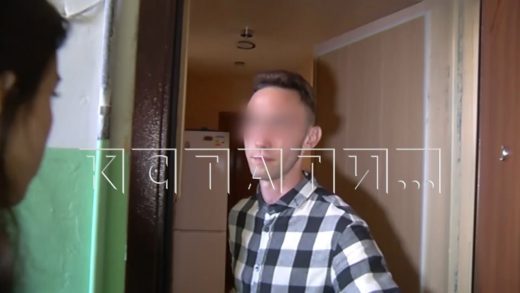 Художественный руководитель детского лагеря обвиняется в том, что совращал детей в лагере