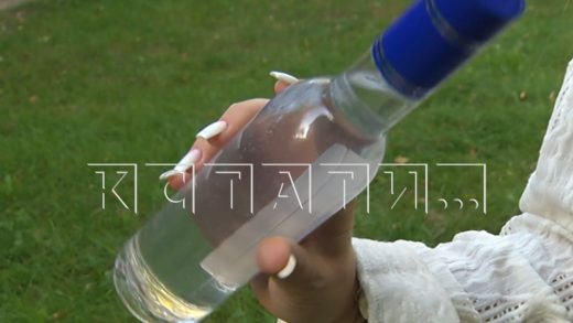 Жители вышли на борьбу с круглосуточными магазинами в Московском районе