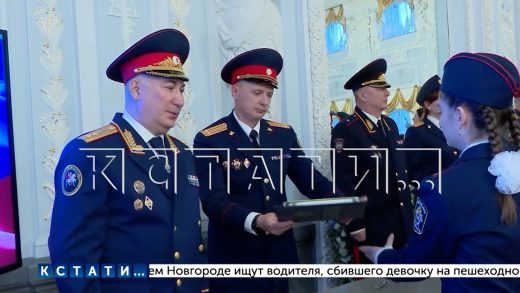 Будущие правоохранители принесли присягу в усадьбе Рукавишниковых