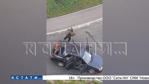 Человек в бронежилете и с ружьем устроил переполох в Московском районе