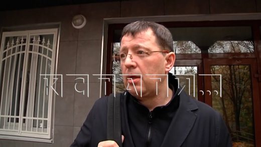 Главу района, осужденного за взятки, отпустили из тюрьмы через два месяца, а теперь пытаются вернуть