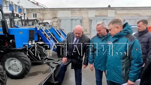 Готовность снегоуборочной техники к предстоящей зиме проверяли сегодня в Автозаводском районе