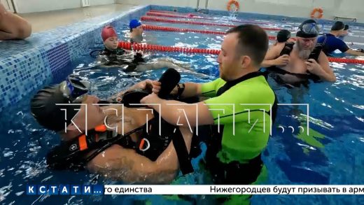 В Дзержинском ФОКе ветеранов ознакомили с возможностями комплекса по реабилитации