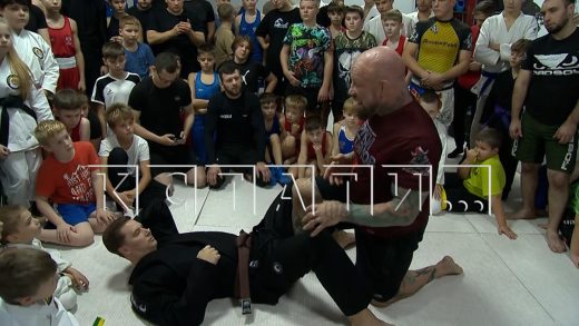 Джеффри Монсон приехал в Нижний Новгород и провёл мастер класс для юных спортсменов