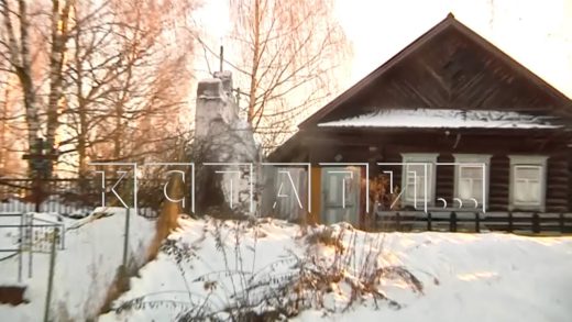 Жители двух домов неожиданно вместе с домами переехали жить на кладбище