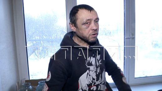 Четыре года хозяин держал собаку привязанной к батарее и избивал