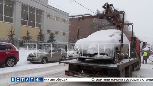 Главная помеха в уборке снега в Нижнем Новгороде — те, кто больше всех жалуется на уборку снега